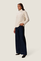 RAVEN TURTLENECK SWEATER