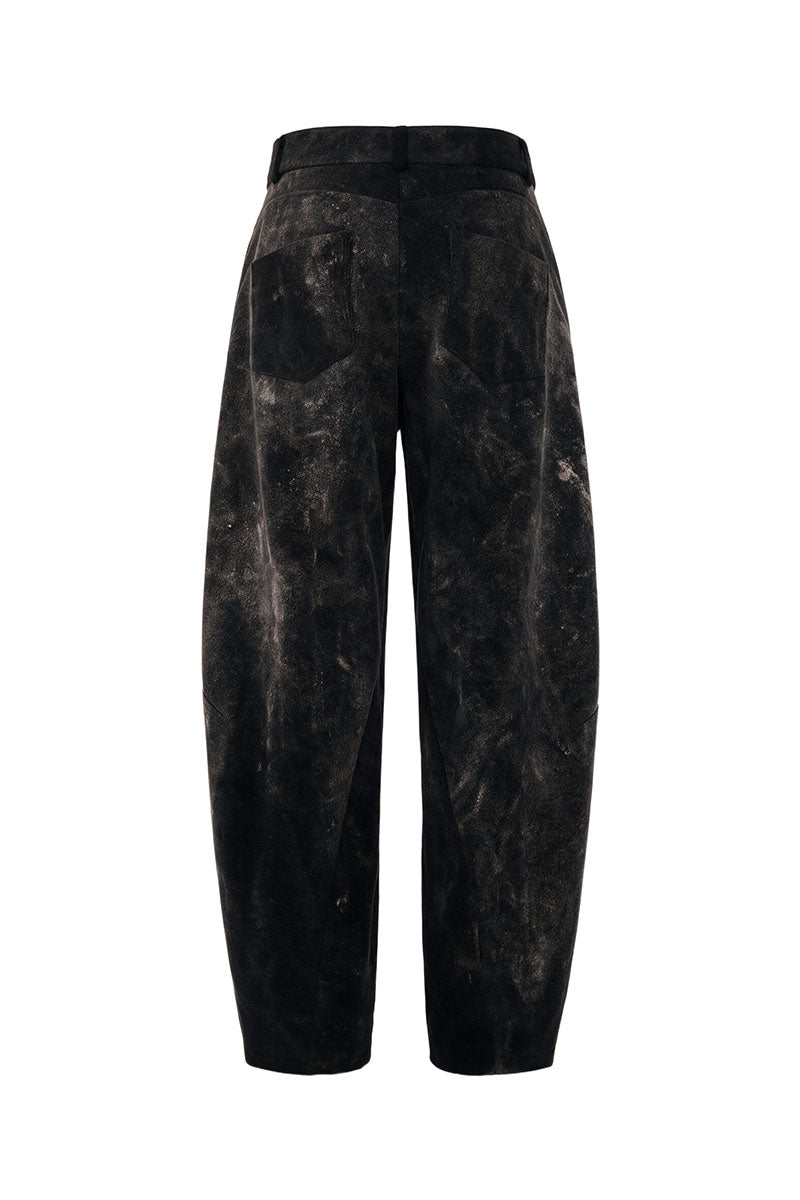 BLACK BARREL-LEG JEANS