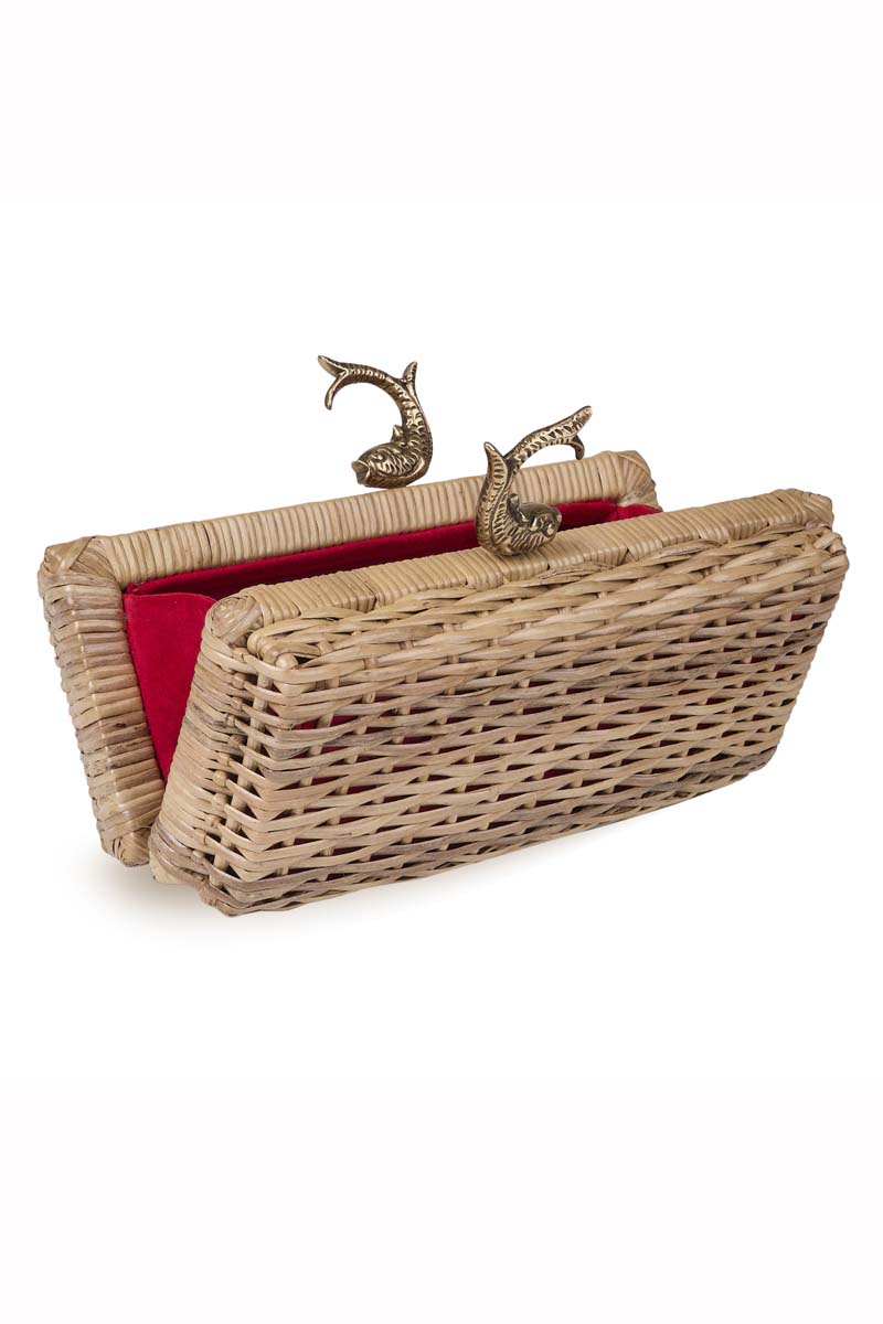RATTAN SARDINE CLUTCH