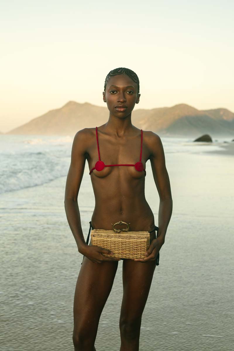 RATTAN SARDINE CLUTCH
