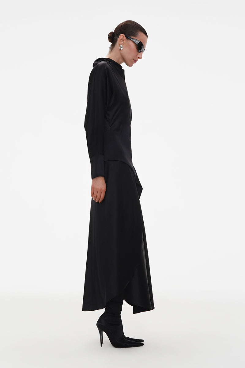 BLACK SILK DRESS WITH A SILK BELT