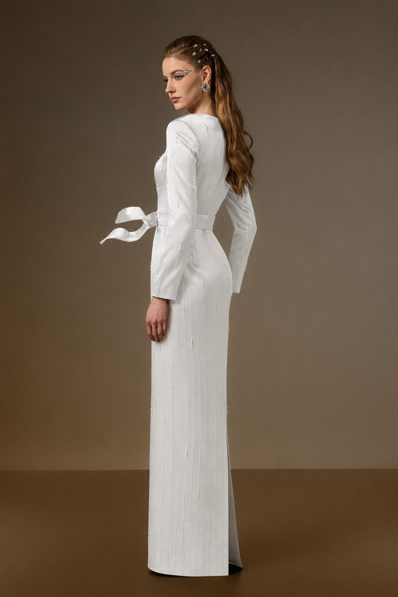 MARISOL WHITE METALLIC BELTED TRAIN COLUMN GOWN