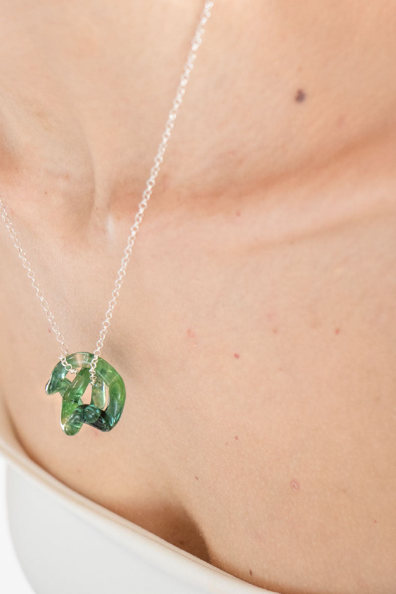 INTERCONEXION PENDANT IN GREEN