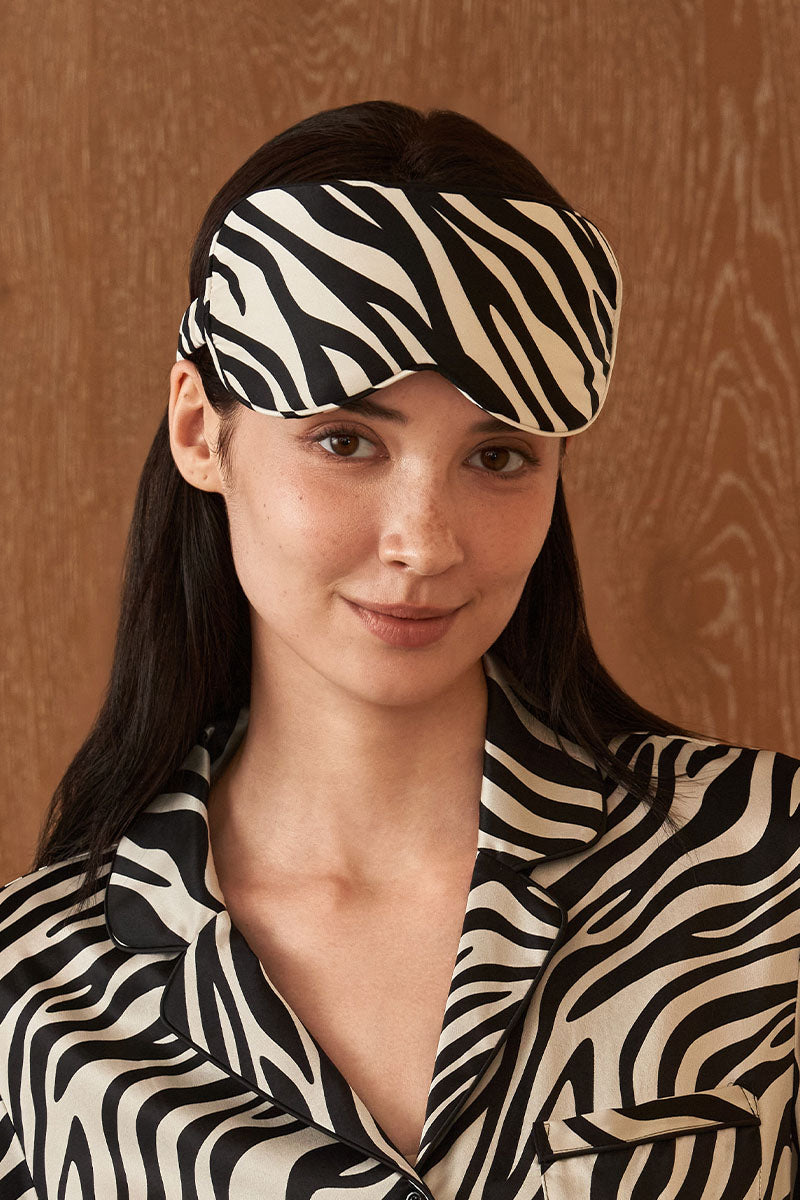 JUNGLE ZEBRA PRINT SILK EYE MASK IN ZEBRA PRINT