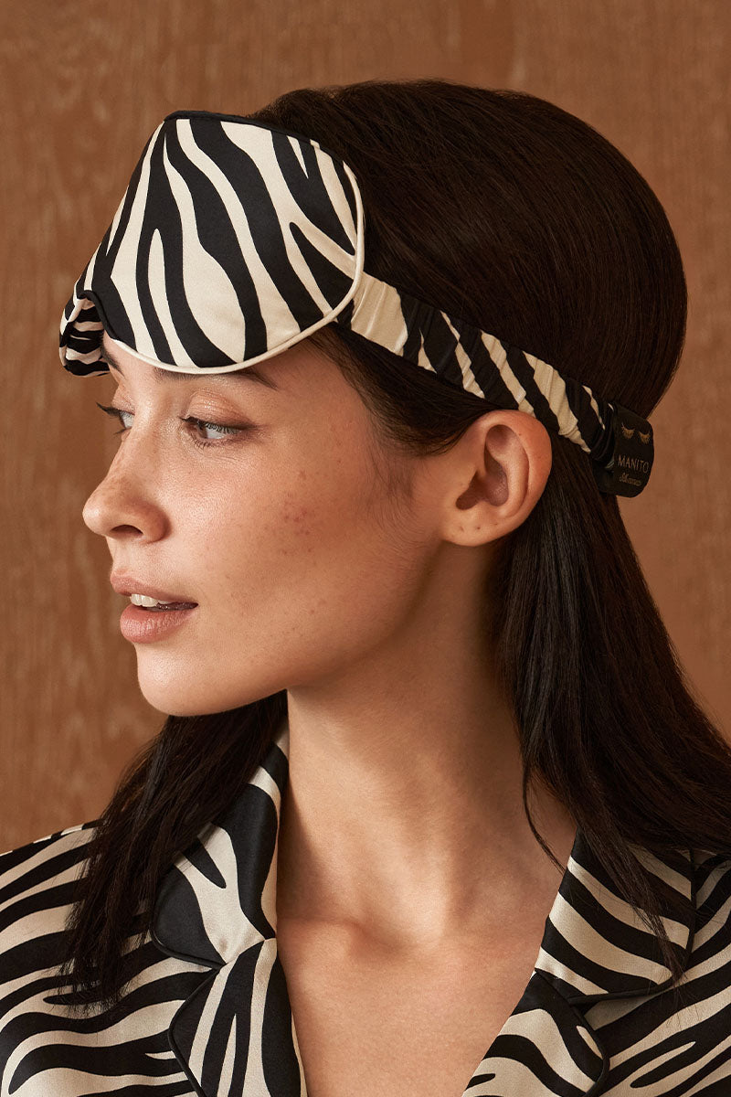 JUNGLE ZEBRA PRINT SILK EYE MASK IN ZEBRA PRINT