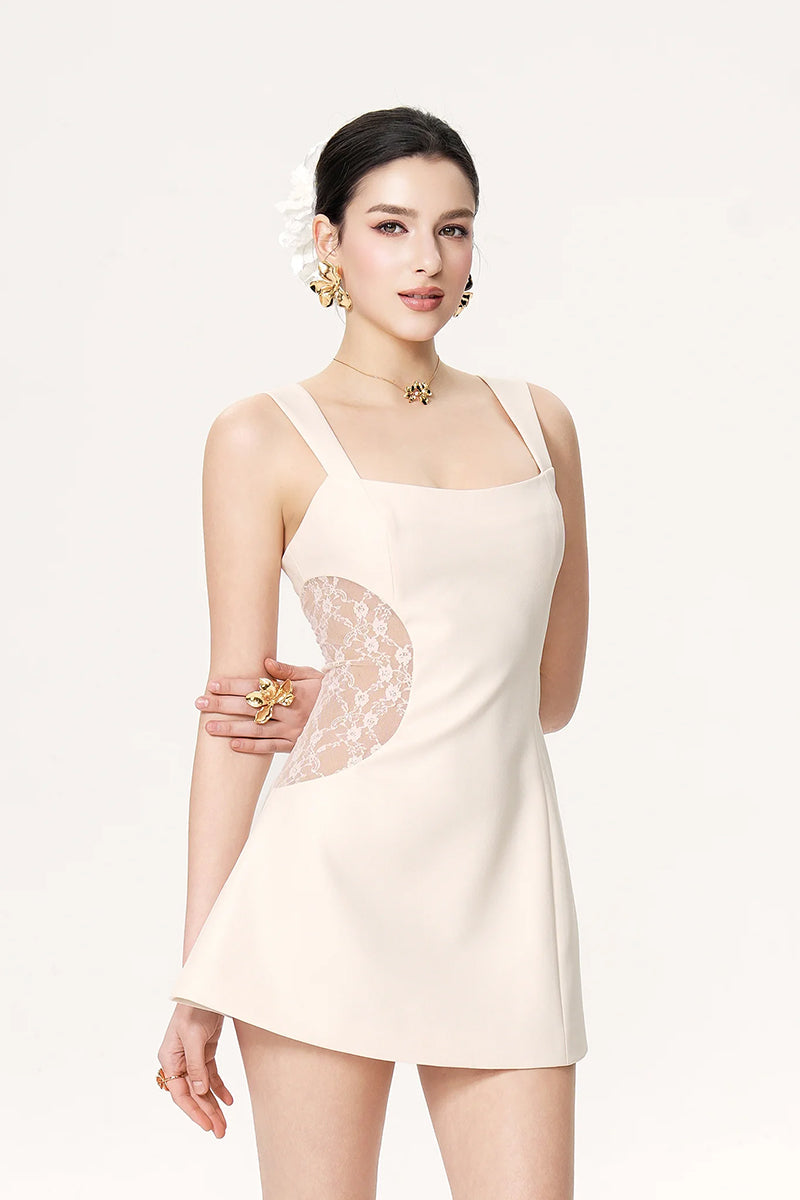 SELENA DRESS IN WHITE