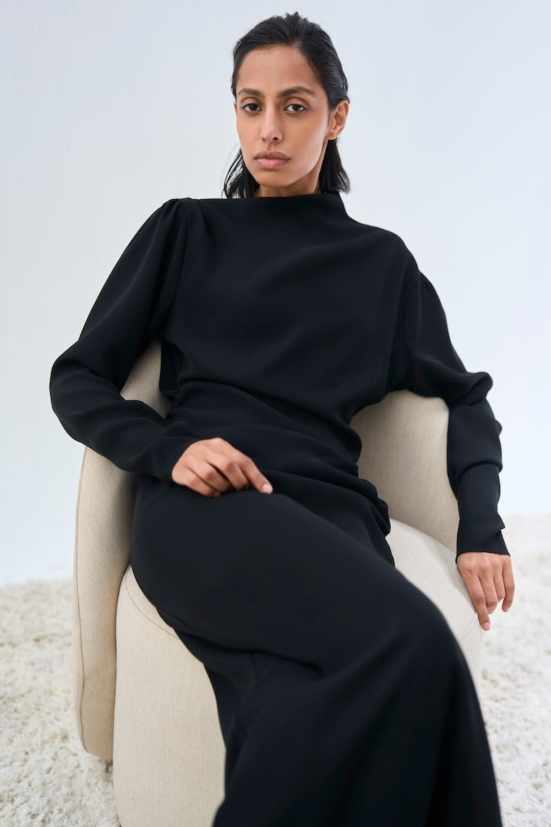 RUNA DRESS