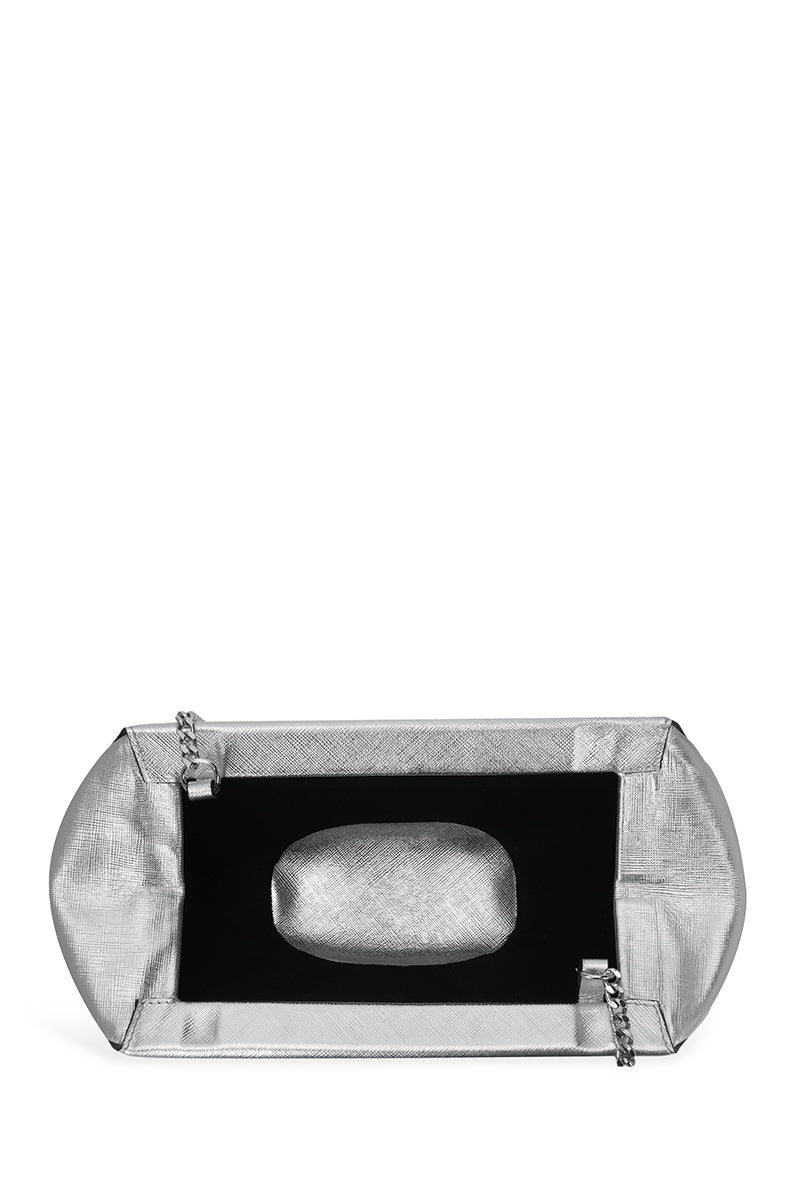 ELIZABETH BAGUETTE MINI CLUTCH IN SILVER