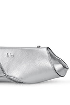 ELIZABETH BAGUETTE MINI CLUTCH IN SILVER