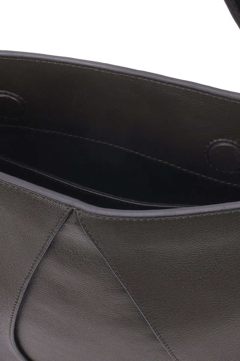 NILDE HOBO MILLED IN CACAO