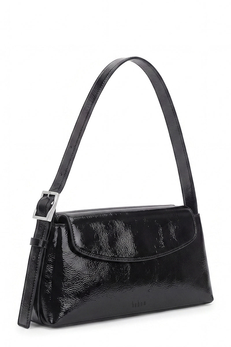 YARA BAGUETTE CRINKLE IN BLACK