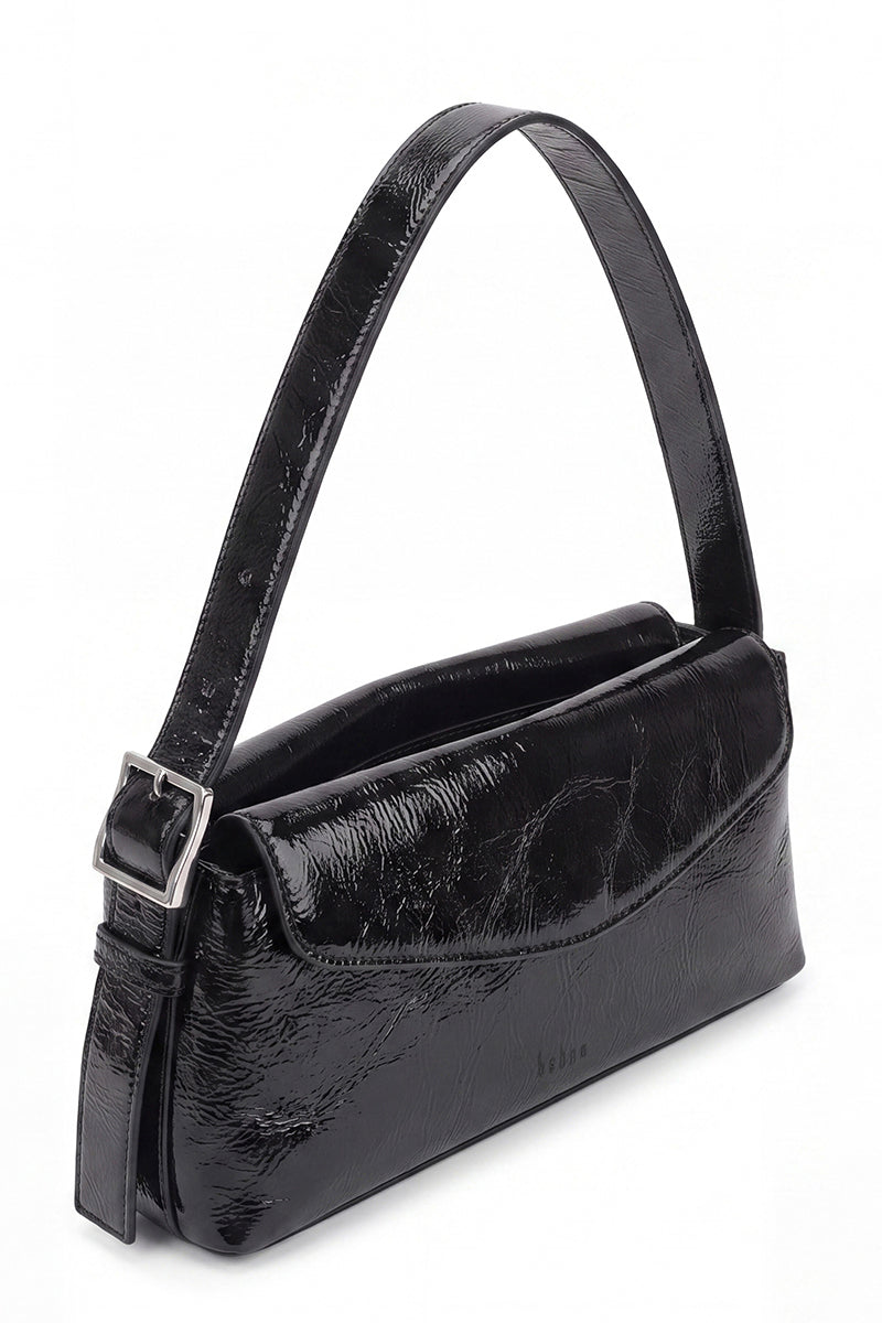 YARA BAGUETTE CRINKLE IN BLACK